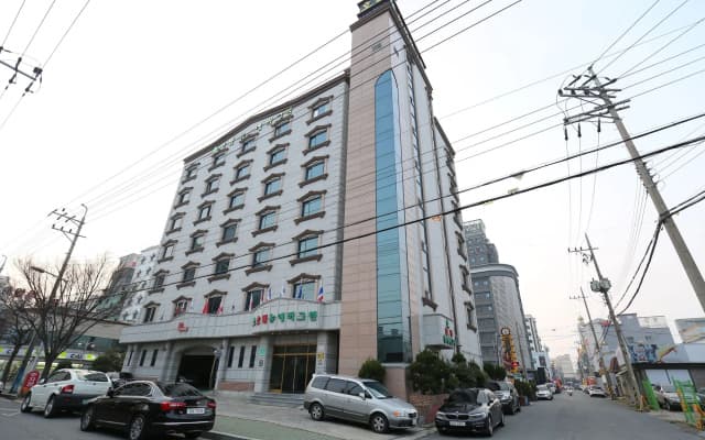 Hotel New Evergreen