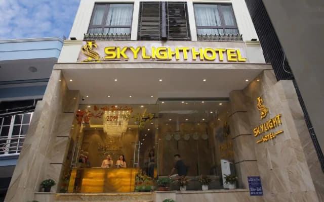 Skylight Hotel