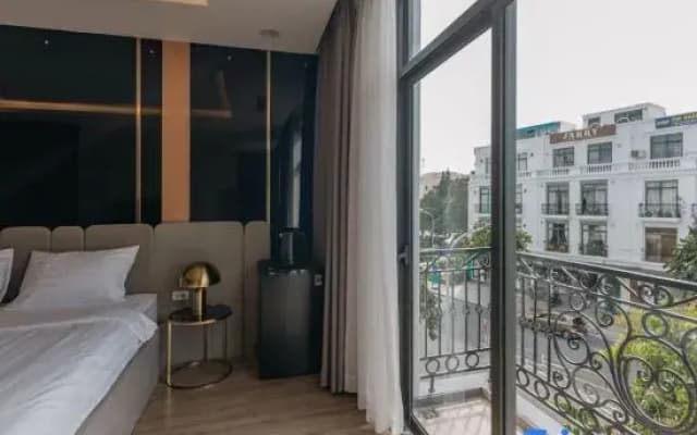 Luxhome Mekong Hotel