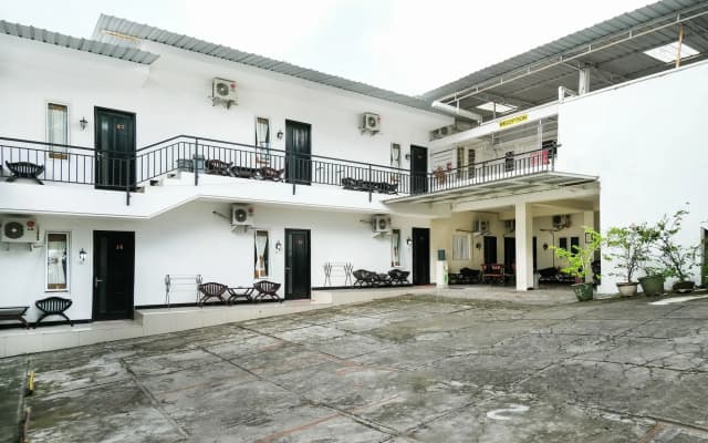 Hotel O Pondok Helomi