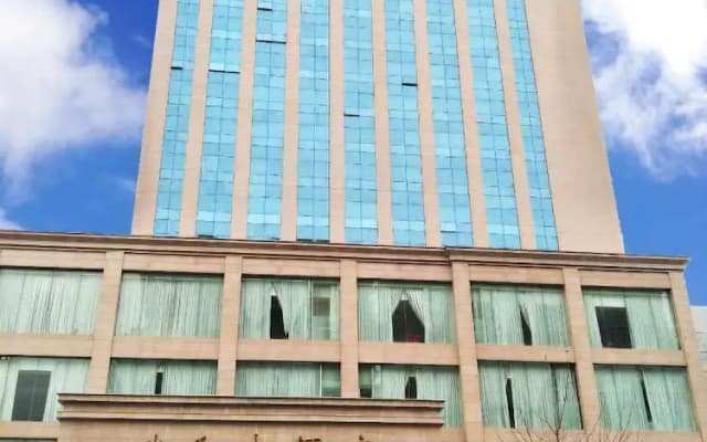 Luoyang Zhenghe Hotel
