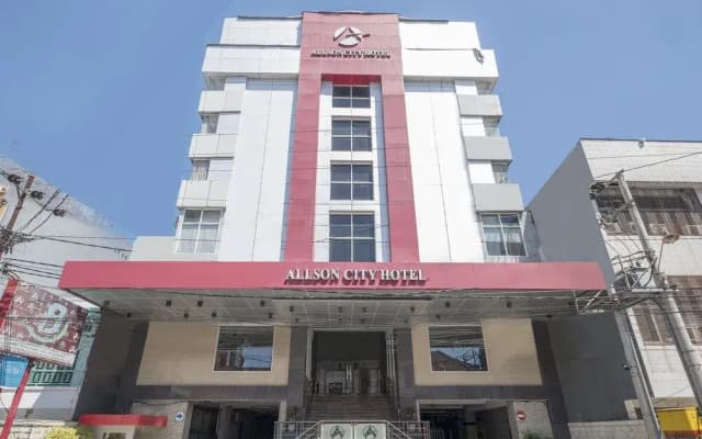 OYO 1081 Allson City Hotel Makassar