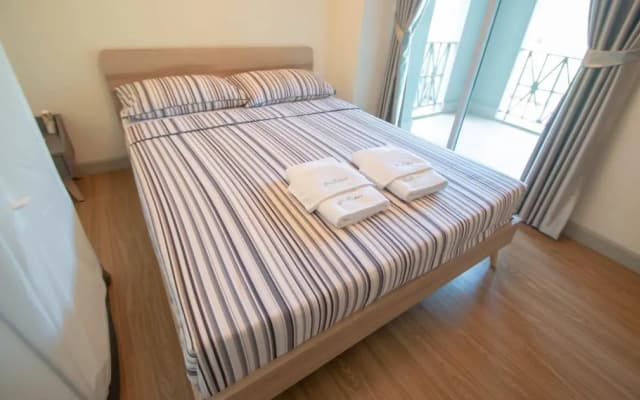 Baan Rub Lom by Jane