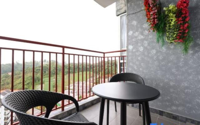 Goodlife Paradise Emerald Avenue Suite