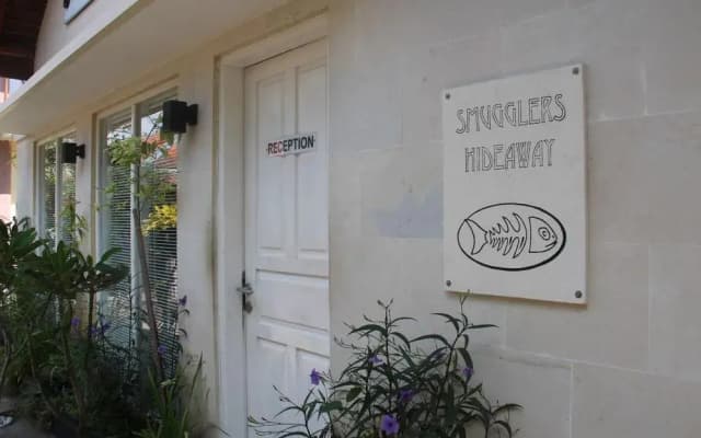 Scallywags Beach Club