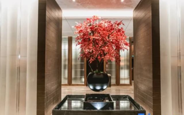 The Tianjin Eye JIANGUO PALACE Hotel