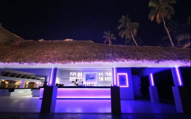 Viva Wyndham Dominicus Beach Resort — All Inclusive