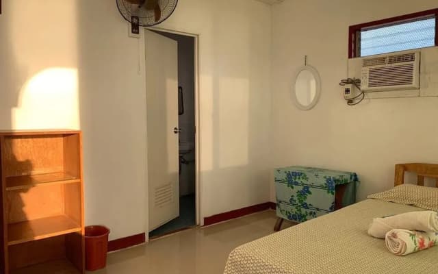 Monaliza Surf Resort