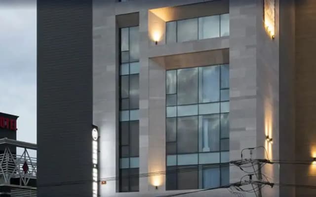 Guseo Browndot Hotel
