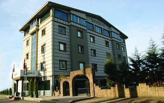 Отель Green Palace Suite 