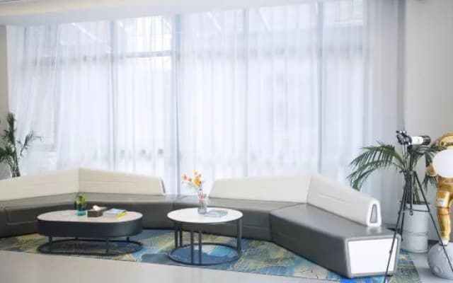 Yunyi Hotel