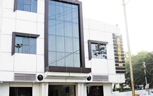 Hotel Shikhar inn