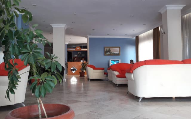 Club Urgench Hotel