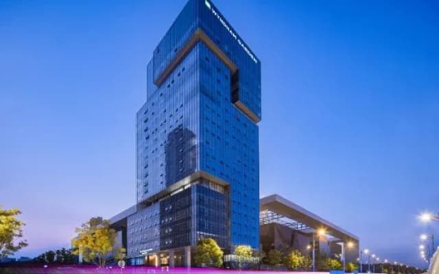 Wyndham Garden Wuhan Optics Valley Hotel