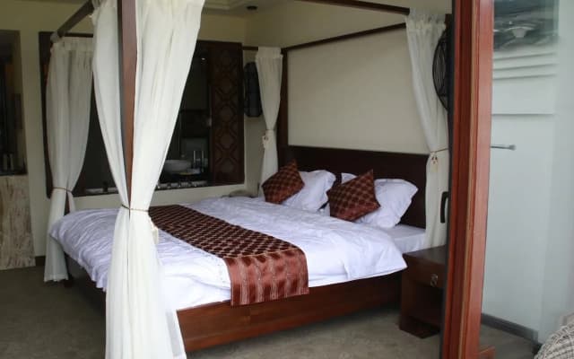 Carefree Resort