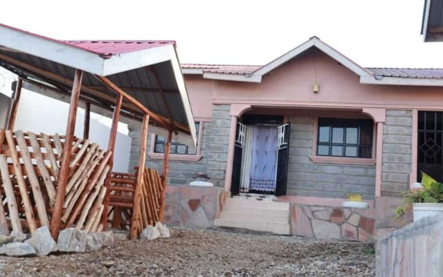 Lux Suites Mara Holiday Homes