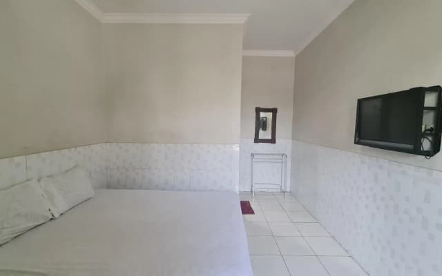OYO 90831 Hotel Gardenia Prambanan
