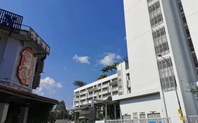 Bukit Indah Near Aeon and Legoland Johor with Netflix