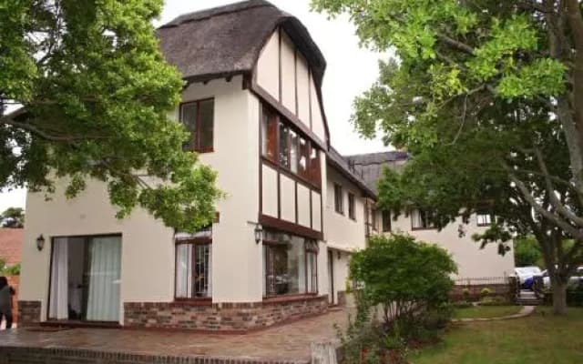 Chaston Manor