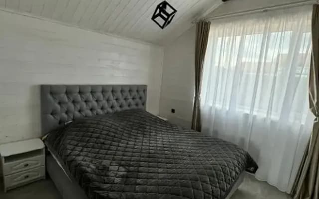 Нелжа House (Хаус) 1