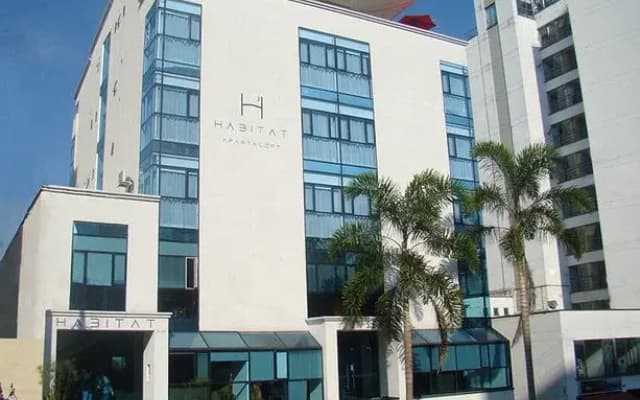 Hábitat Suites Hotel