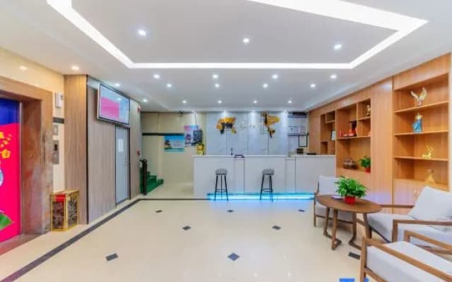 Junyi Hotel Chain (Jieyang Ma Ya Road)