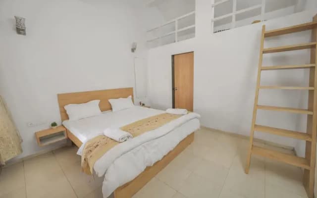 3BHK w/Pool - Dream Habitat by Universe Villas