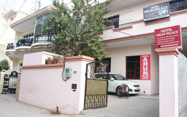 Hotel Arun Palace