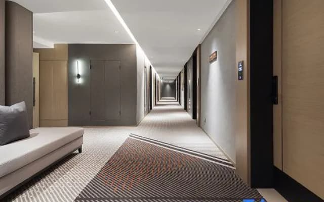 Yishang Oriental Hotel (Wanda Plaza Aoti Center Store)