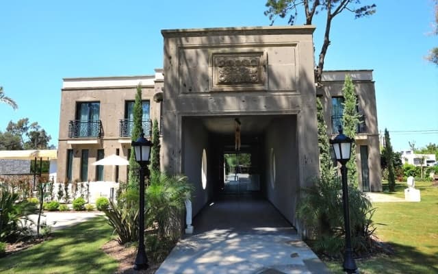 Sandora Boutiuqe Hotel