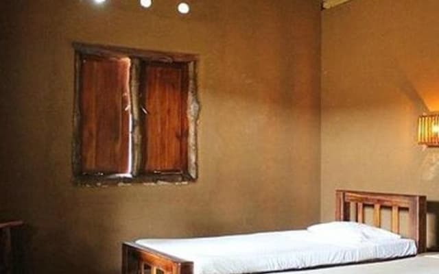 Elephant Paradise Safari Lodge