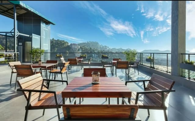 Suryavilas Luxury Resort & Spa
