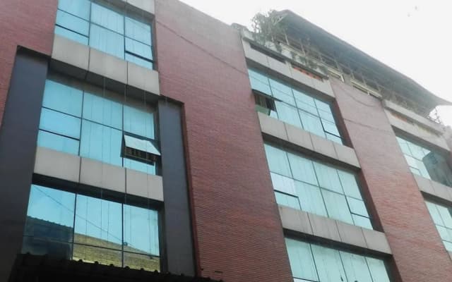 Hotel Shree Sai Dham Near New Delhi Railway Station, Paharganj