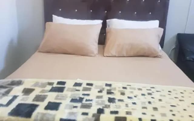 Salama Lodge