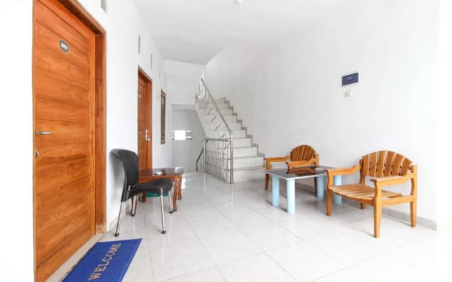 RedDoorz Syariah near Gembira Loka Zoo