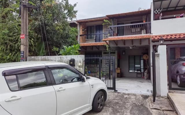 GENIEHOME No10 CLASSIC HOME 5BR6B free Wifi at SS2 PJ
