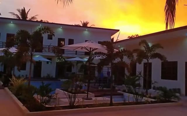 Softstone Resort