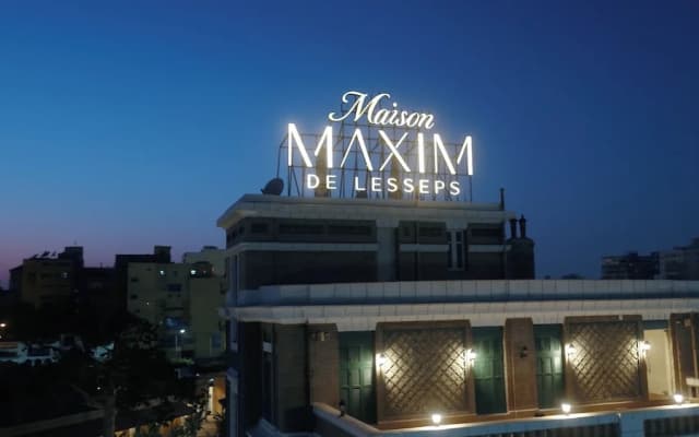 Maison Maxim De Lesseps