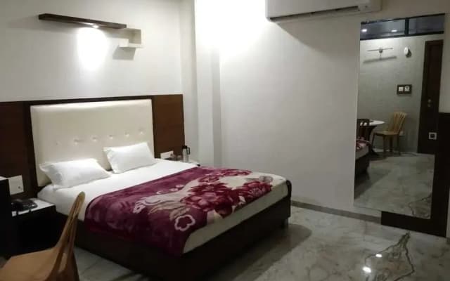 Hotel Geetanjali