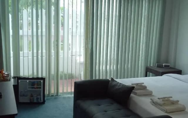 Grand Peninsula Suites