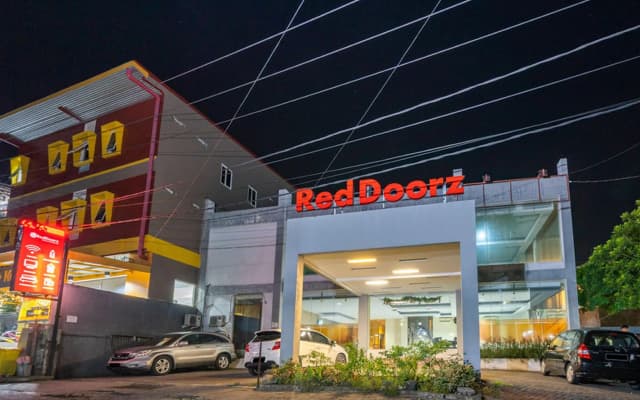 RedDoorz near Bahu Mall Manado