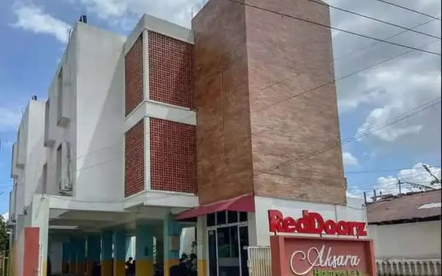 RedDoorz near RSUD Margono Purwokerto 3