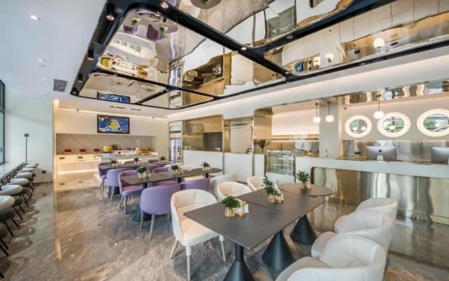 Atour Hotel Zhuhai Gongbei Port Fuhuali CBD