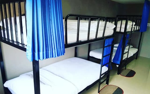 Doze Hostel