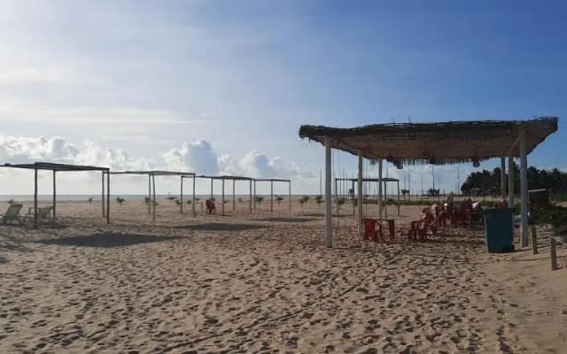 Bangalô 12 na praia de Guaratiba, Prado, ba
