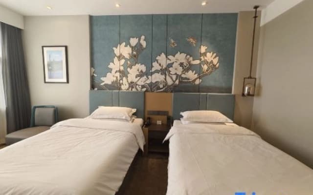 Magnotel (business) Hotel Fenghuang East Street Branch, Luya Mountain scenic spot, Ningwu, Xinzhou