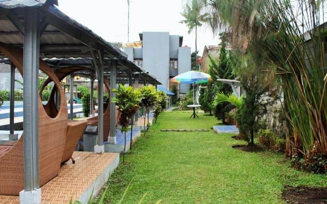 Koolkost syariah near Simpang Dago