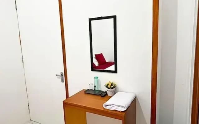 Djuragan Kamar Halona