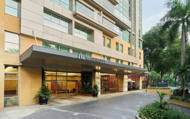 JW Marriott Hotel & Suites Saigon, The Apartments