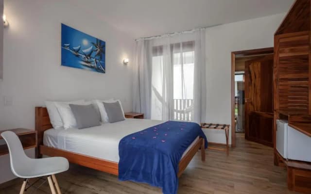 Aiolos Hotel & Discoveries